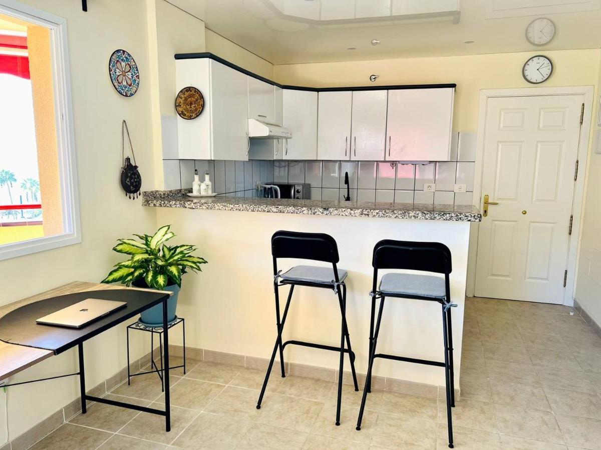 דירות פוארטו דה סנטיאגו Cozy Beachfront Flat With Pool & Panoramic Sea View Terrace מראה חיצוני תמונה